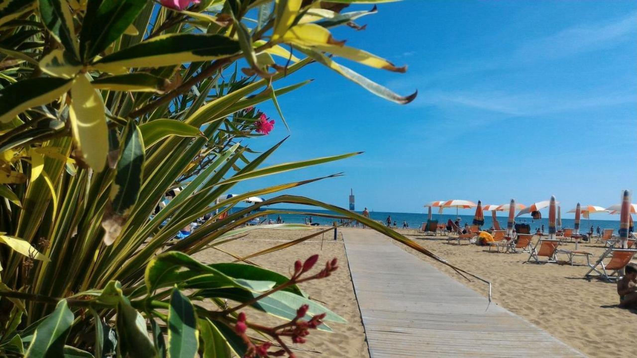Appartamenti Anna Bibione Exterior foto